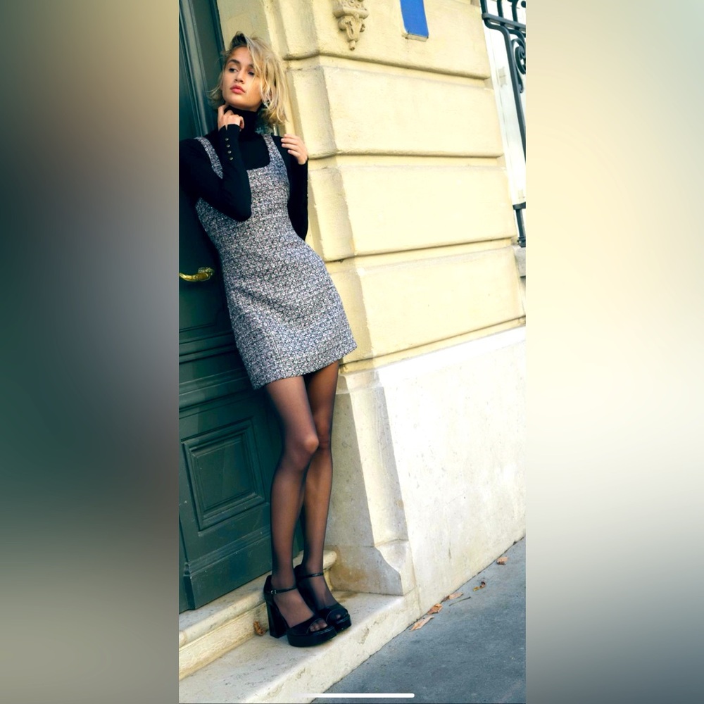 Pinafore Dress
Multicolored